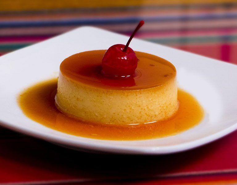 Flan súper fácil.